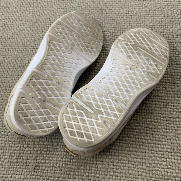 Vans suede lace up sneaker - Picture 4 of 8